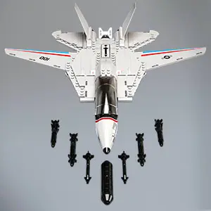 Mega G.I. Joe Skystriker versus Cobra H.I.S.S. Building Set in