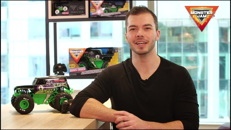 thumbnail video image 2 of Monster Jam, Official Grave Digger Remote Control Truck 1:15 Scale, 2.4GHz, 2 of 9