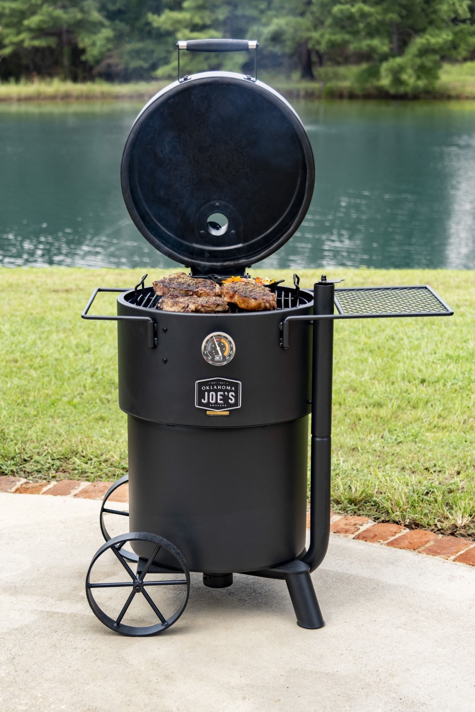 Oklahoma Joe's Bronco Charcoal Drum Smoker, Black - Walmart.com