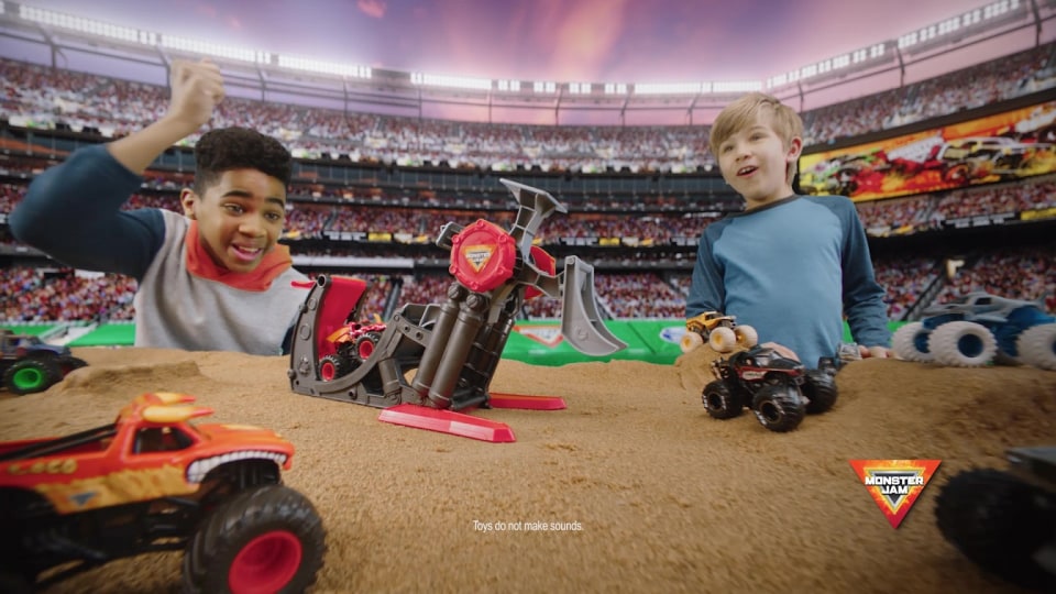 thumbnail video image 2 of Monster Jam, Official Bakugan Dragonoid Stunt Dial Playset with Exclusive 1:64 Scale Dragonoid Die-Cast Monster Truck, 2 of 10