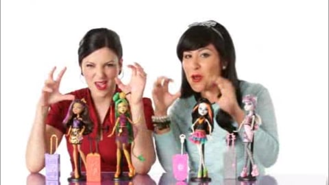 thumbnail video image 4 of Monster High Travel Scaris Rochelle Goyle Doll (Discontinued by manufacturer), 4 of 4