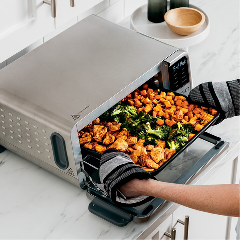 Ninja Foodi 10-in-1 Digital Air Fry Oven Pro, FT201A New Open Box