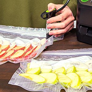  FoodSaver 5800 Series Vacuum Sealer Machine, 2-In-1 Automatic  Bag-Making Vacuum Sealing System with Handheld Vacuum Sealer for Airtight  Food Storage and Sous Vide, FS5860, Silver: Home & Kitchen