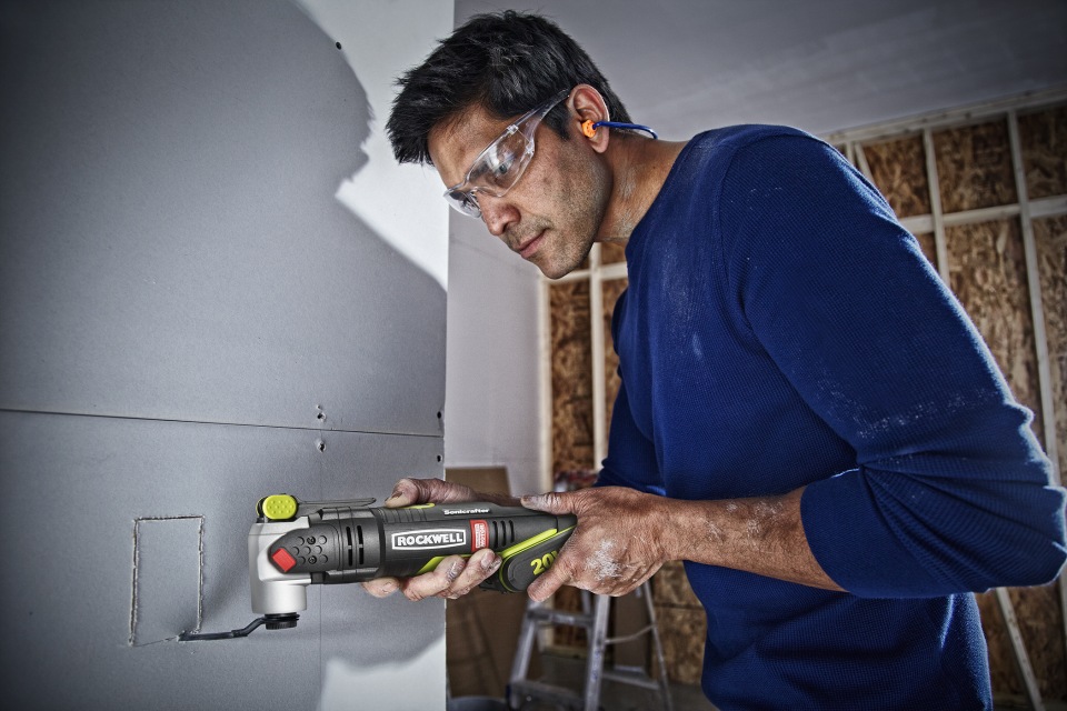 ROCKWELL SoniCrafter Cordless 2-Amp 20 