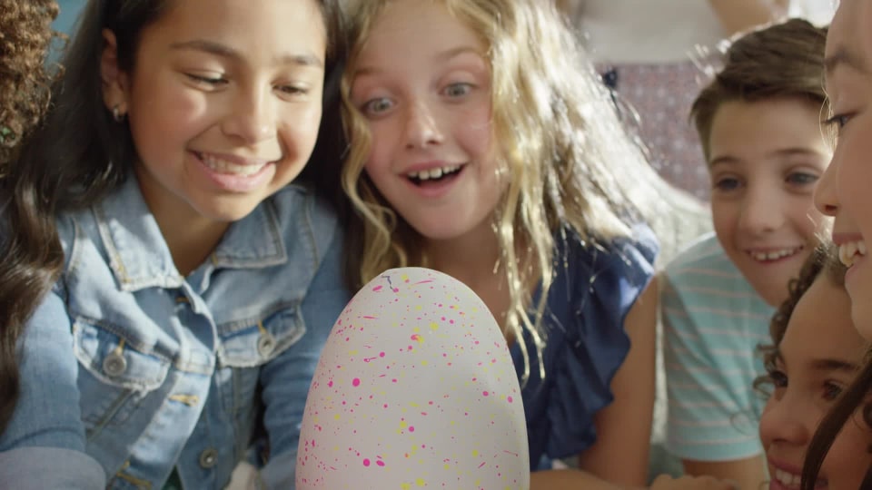 thumbnail video image 2 of Hatchimals Surprise, Giraven, Hatching Egg with Surprise Twin Interactive Hatchimal Creatures by Spin Master, 2 of 14