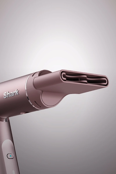 Attach the rotatable nozzle when in hair dryer mode for better angle control while you style and dry at the same time.