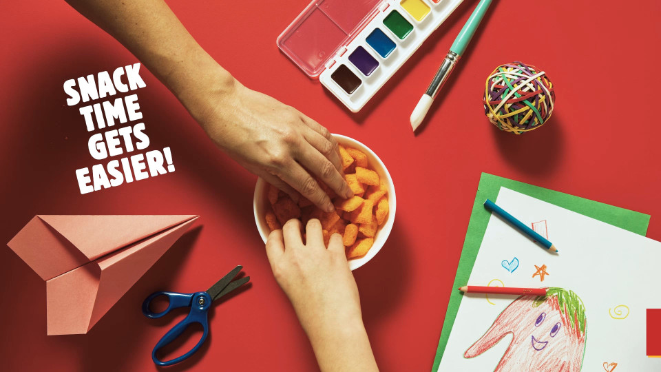 thumbnail video image 2 of Kelloggs Cheez It Baked Snack Mix, 3.5 oz, 2 of 6