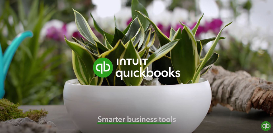 thumbnail video image 2 of Intuit Quickbooks Online Essentials 2024 1-Year Subscription, 2 of 10