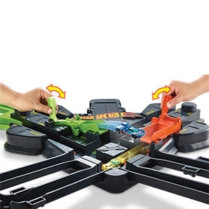 Hot Wheels Action Spiral Speed Crash Track Set, Tall Motorized Track Set  with 3 Crash Zones, Includes 1 Toy Car – StockCalifornia