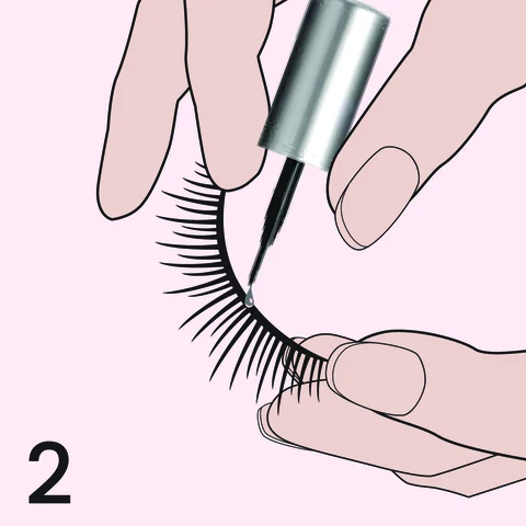 2. Apply KISS Lash Adhesive along lash band.