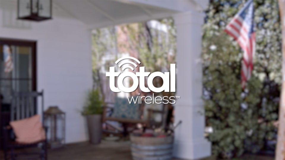Total Wireless Apple iPhone XR, 64GB, White - Prepaid Smartphone