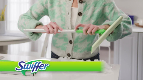 Swiffer Sweeper Dry Multi-Surface Sweeping Cloth Refills for Floor Sweeping  and Cleaning, Unscented, 32 count