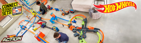 colossal crash speedway track set
