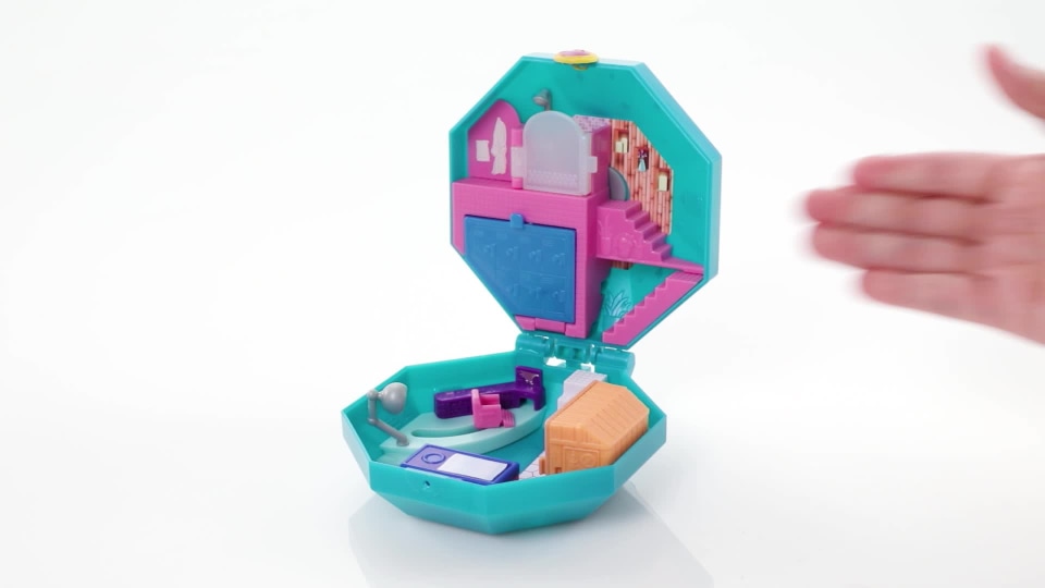 thumbnail video image 2 of Polly Pocket Big Pocket World Pamperin' Perfume Spa Day Playset, 2 of 6