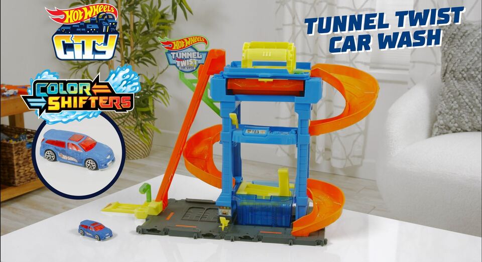 thumbnail video image 2 of Mattel Hot Wheels City Tunnel Twist Car Wash Car Playset Play Vehicles Diecast, 2 of 8