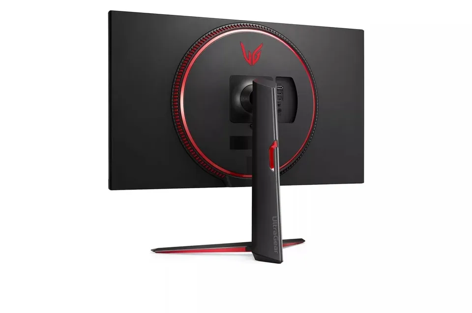 LG UltraGear 32 LG UltraGear 32