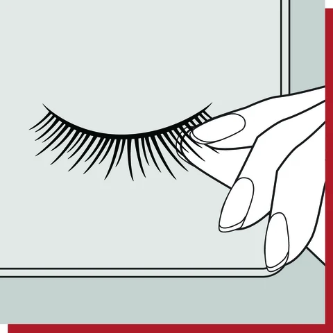 1. Gently remove lash from tray. 