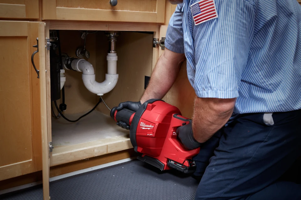 Milwaukee Tool - M18 FUEL™ Drain Snake w/ CABLE DRIVE™ with 5/16