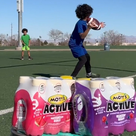 thumbnail video image 2 of (4 pack) Mott's Active Blastin' Berry Hydrating Juice Beverage, 8 fl oz, 6 Count Bottles, 2 of 21