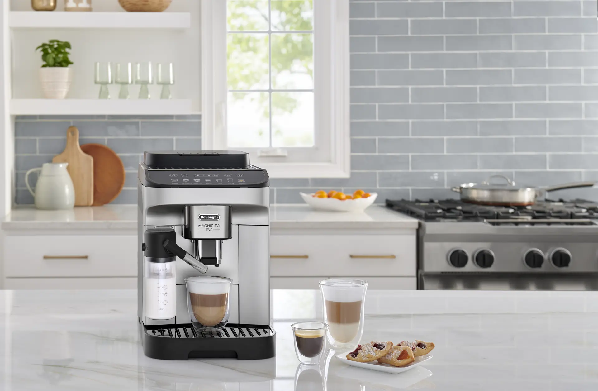 DeLonghi ECAM29084SB Magnifica Evo Espresso Machine with Frother