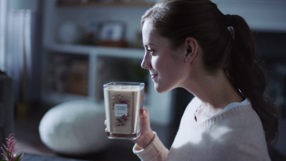 thumbnail video image 2 of Yankee Candle Elevation Collection with Platform Lid Large 2-Wick Square Candle, Sweet Nectar Blossom, 2 of 5