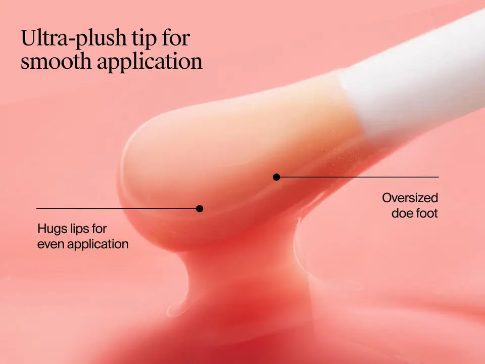 Ultra-plush tip for smooth application