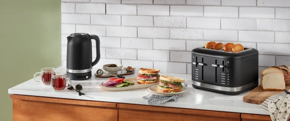 Kettle Kitchenaid Toaster Matte Black KitchenAid 4-Slice Toaster