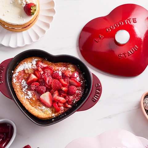 STAUB ハート型鍋 LA COQUETTE レッド Amazon.co.jp: staub ストウブ