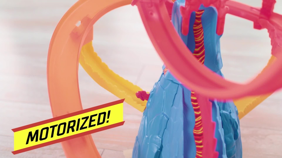 thumbnail video image 2 of Hot Wheels FTD61 Volcano Escape Playset, 2 of 8