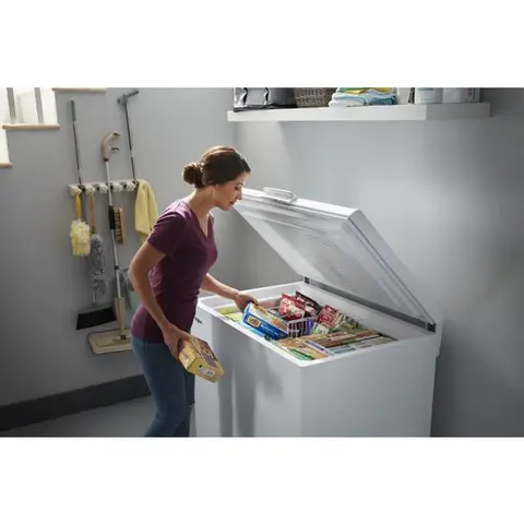 Whirlpool® 16.0 Cu. Ft. White Chest Freezer | Arnold's Appliance