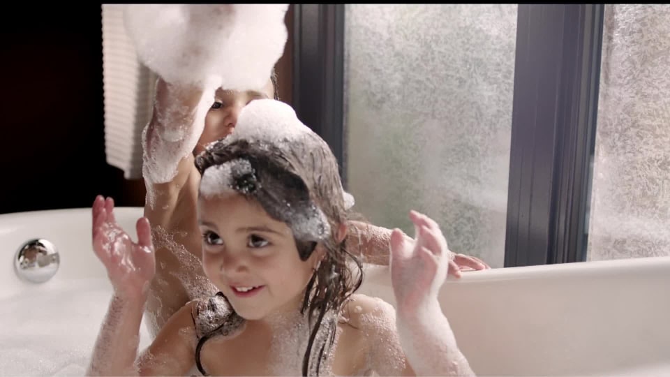 thumbnail video image 2 of 3 Pack- Johnson's No More Tangles Spray Detangler 10oz Each, 2 of 4