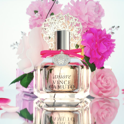 Vince Camuto Amore (2014) {New Perfume} - The Scented Salamander