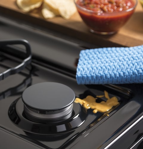 Sealed cooktop burners