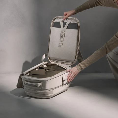 そら追加　　夕空　空　雲　小物入れ Samsonite Paralux Collection 2-1 Travel Backpack | Dillard's