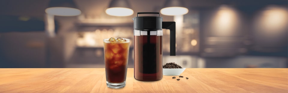 BTaT- Cold Brew Coffee Maker, Iced Coffee Maker, 2 Liter (2 Quart, 64 oz),  Iced Tea Maker, Cold Brew Maker, Tea Pitcher, Coffee Accessories, Iced Tea