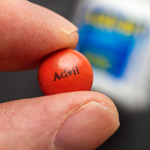 Advil Liqui-Gels Pain Reliever/Fever Reducer Liquid-Filled Capsule, 200mg  Ibuprofen (120 ct., 2 pk.) - Sam's Club