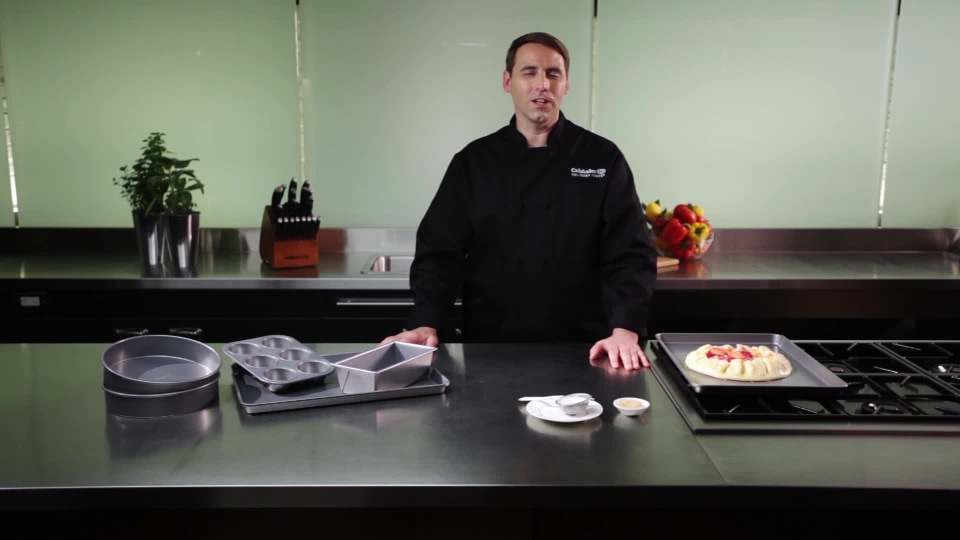 Calphalon Nonstick Bakeware 10inch Angel Food Cake Pan