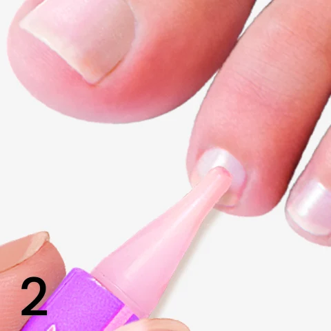 2. Apply glue to your toenail.
