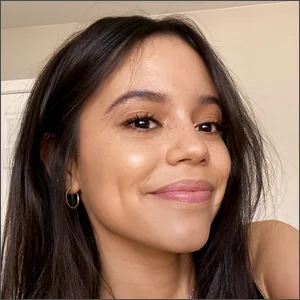 Locks in Moisture for Long-Lasting Hydration