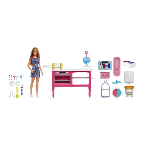 Barbie It Takes Two Pastry Café Playset with Blonde Malibu Doll & 18  Pastry-Making Accessories 