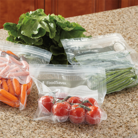 FoodSaver 1-Gallon Precut Vacuum Seal Bags with BPA-Free Multilayer  Construction for Food Preservation & Sous Vide, 13 Count -  FSFSBF0316-000,Clear