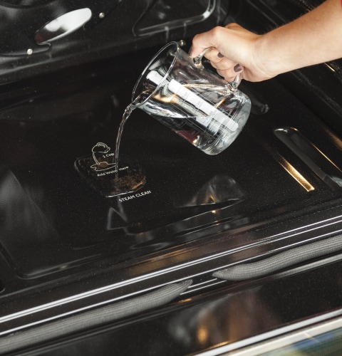 Self-clean with Steam Clean option Self-clean with Steam Clean option