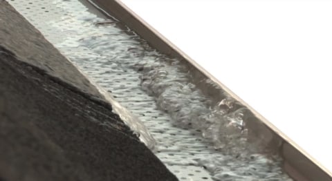 Drains water efficiently Drains water efficiently