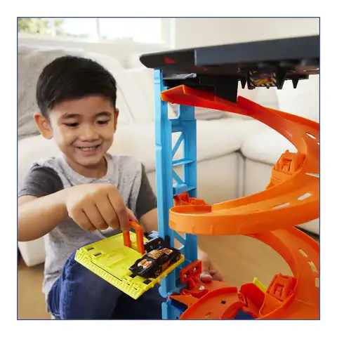 Hot Wheels City Transforming Race Tower, playset | Mattel