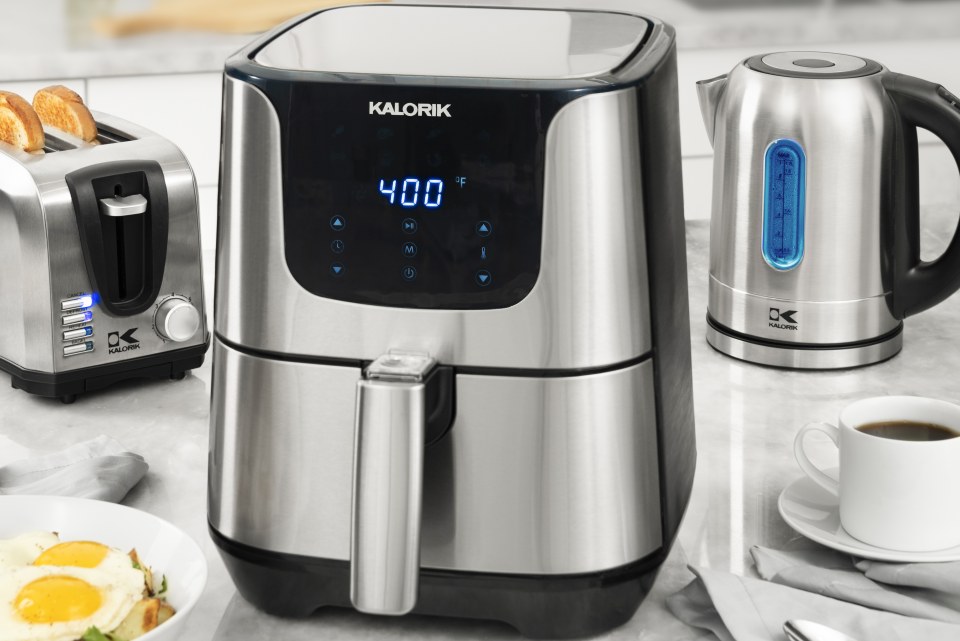 KALORIK 5.3 QUART DIGITAL AIR FRYER XL, BLACK AND STAINLESS STEEL