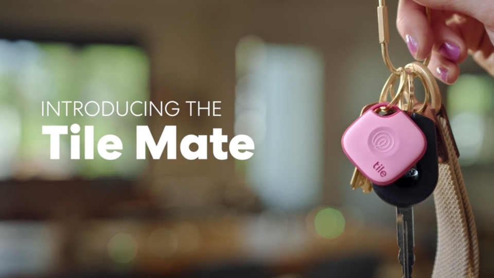 Life360 Tile Mate Hello Kitty Pop Starter Pack – Bluetooth Tracker