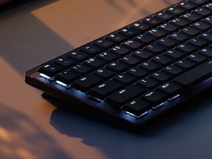 Logitech MX Mechanical Tactile Quiet Wireless Ergonomic Keyboard