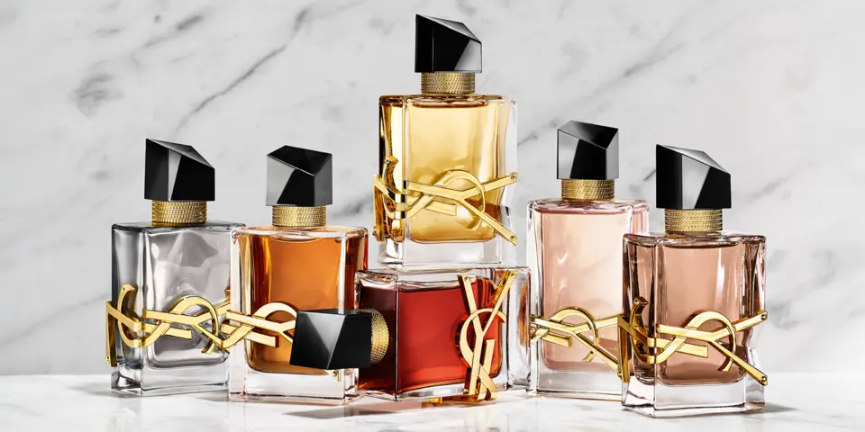 イブサンローラン Eau de Parfum Intense 30ml リブレ Perfume Libre Intense Yves Saint Laurent Feminino EDP - Época
