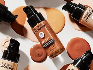 Protects Skin With SPF