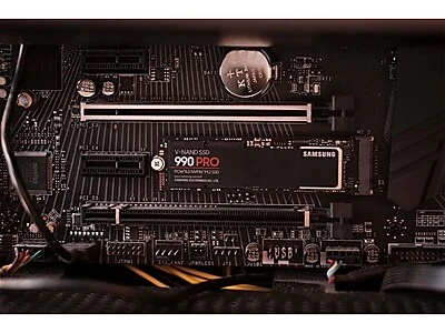 Samsung 990 PRO 4TB Samsung V NAND TLC NAND PCIe Gen 4 x4 NVMe M.2